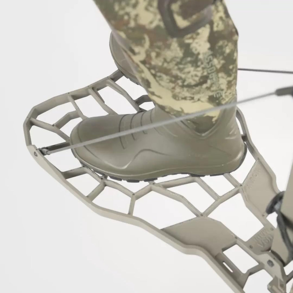 NOVIX Helo Ultra Lightweight Hang On Tree Stand - Cast Aluminum Platform Lock On Tree Stand w/Seat Cushion, Adjustable Seat - Made in The USA, Classic