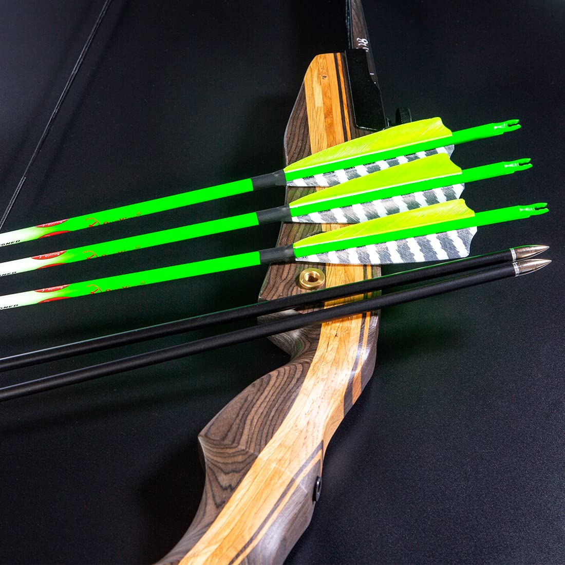 QunYing 300 340 400 500 600 Spine Traditional Archery Carbon Feather Arrows 31 Inch for Recurve Compound Bow Longbow Hunting Targets Arrow 12PCS Green 600