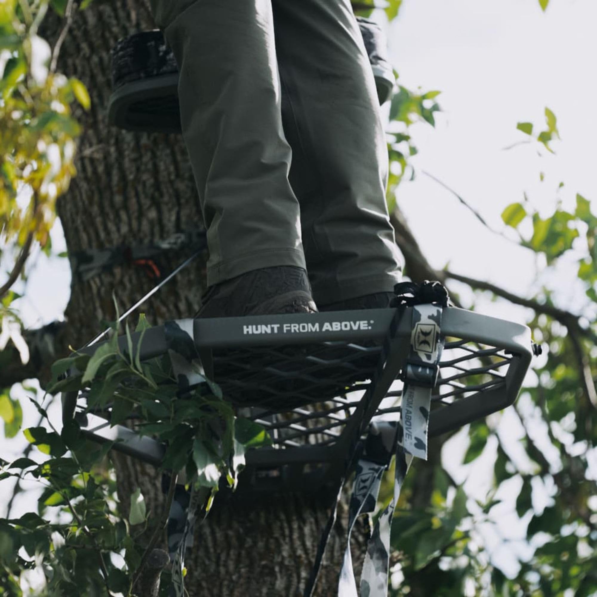 Hawk Hang-On Tree Stands – Durable, Comfortable Deer Hunting Platforms with Safety Harness Systems, Grey Finish, XL