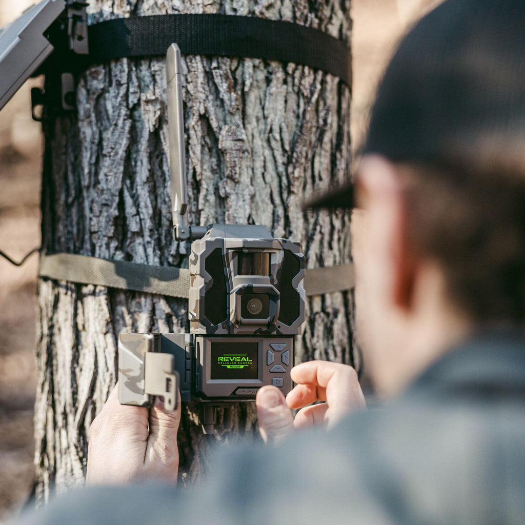 TACTACAM Reveal Ultra Cellular Trail Camera – 4K Photo, 1080P Video, Live Streaming, GPS, Low-Glow/No-Glow Flash, LTE + Cleaning Cloth | 2PK