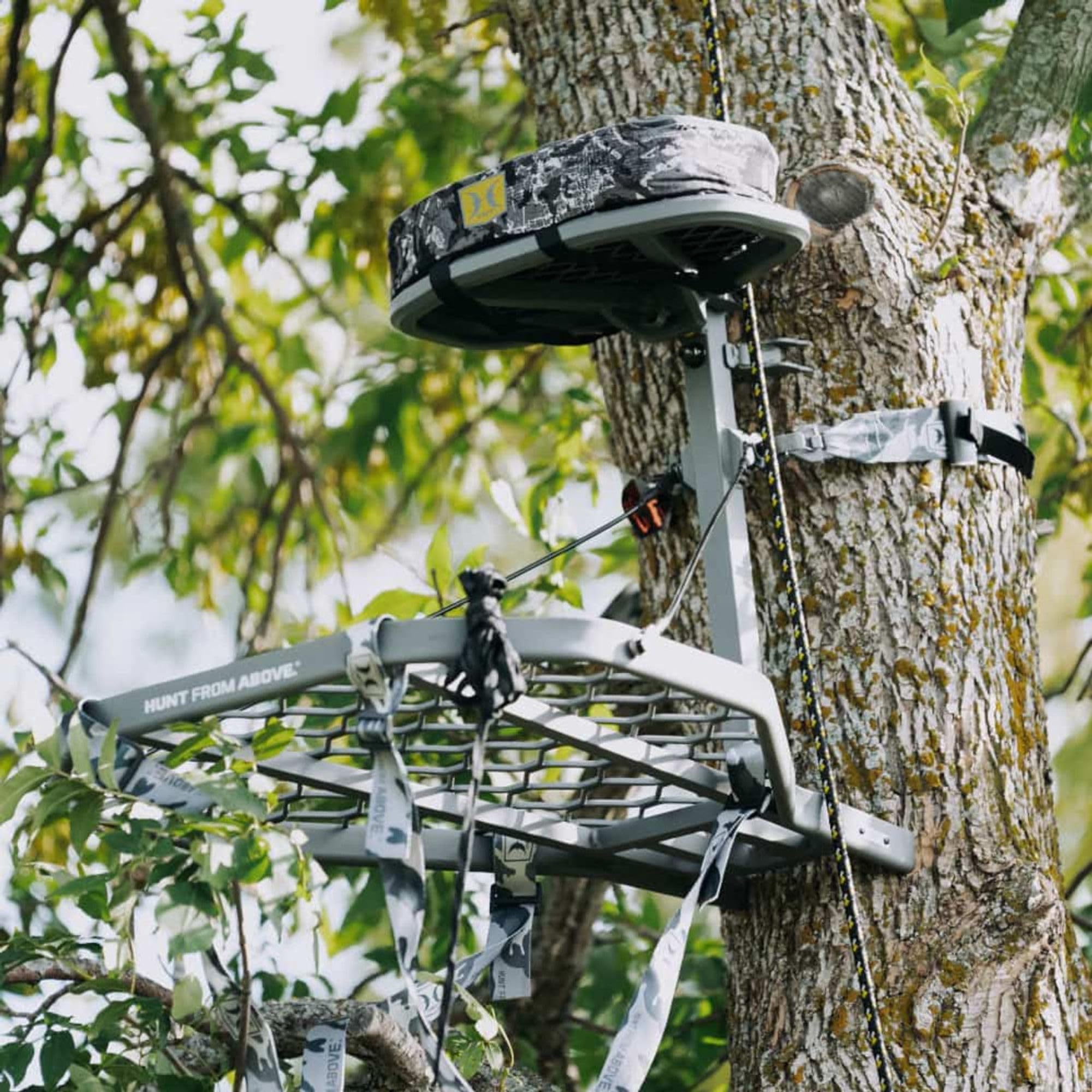 Hawk Hang-On Tree Stands – Durable, Comfortable Deer Hunting Platforms with Safety Harness Systems, Grey Finish, XL