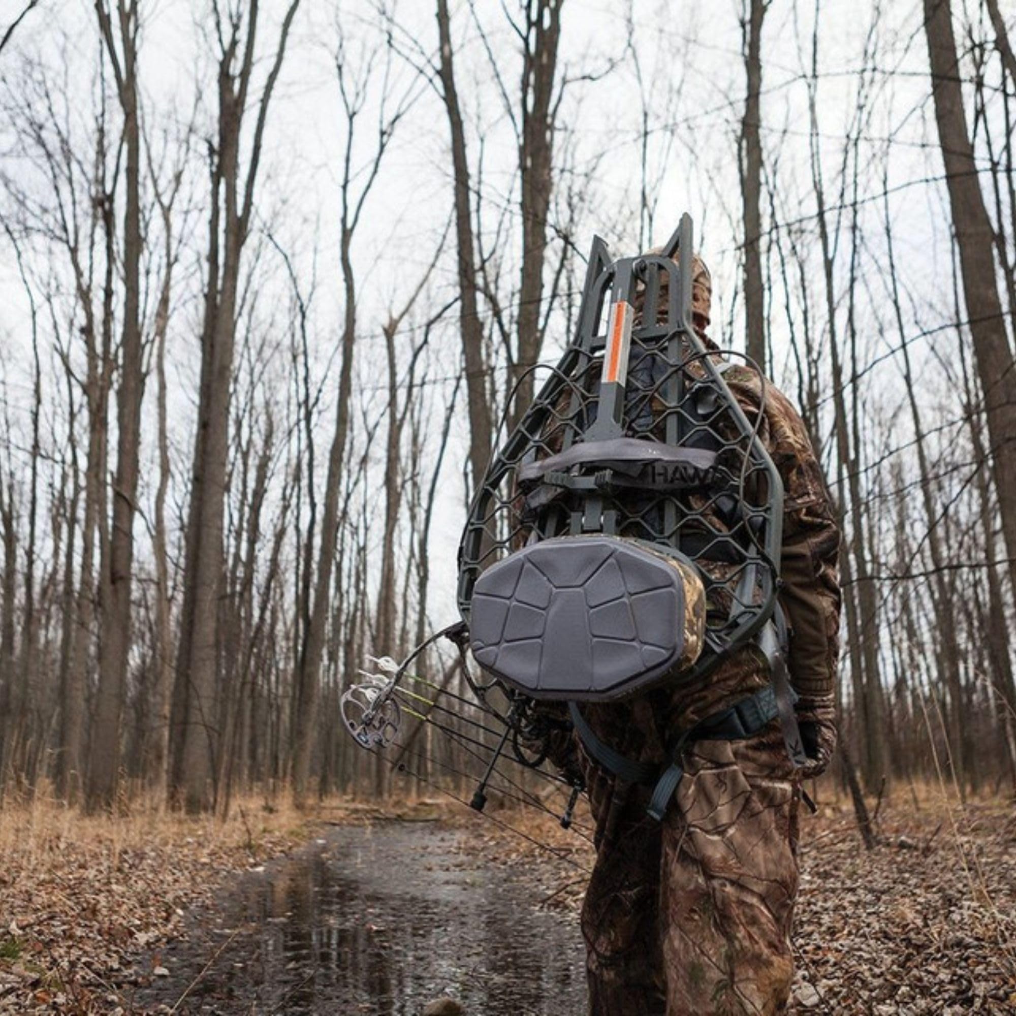 Hawk Hang-On Tree Stands – Durable, Comfortable Deer Hunting Platforms with Safety Harness Systems, Grey Finish, XL