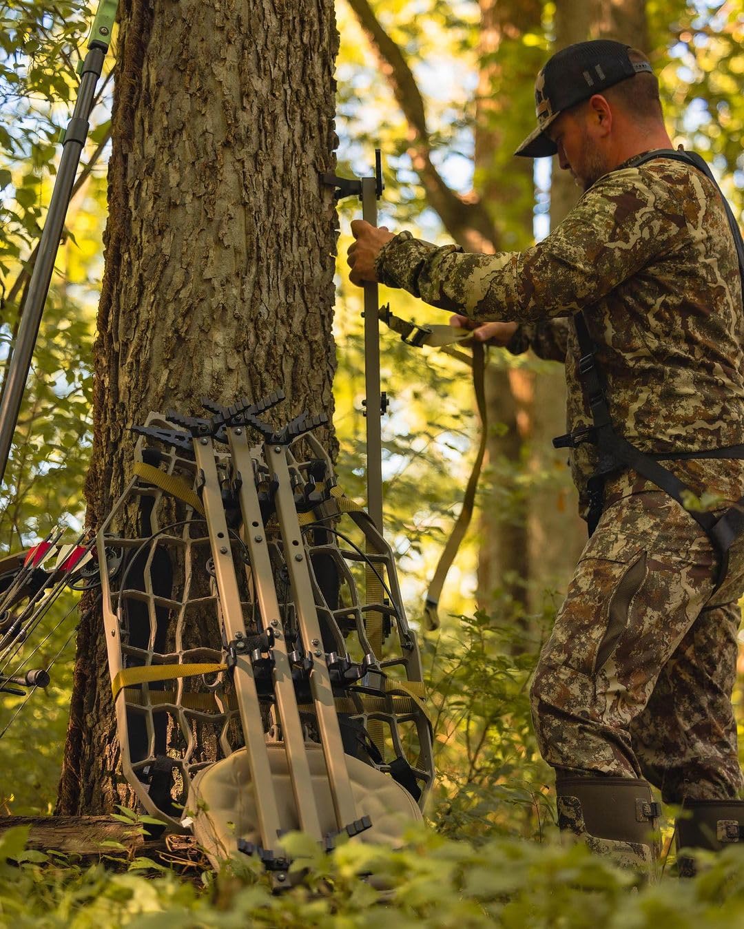 NOVIX Echo Hunt Ready System - Hunting Accessories Bundle w/Lock on Tree Stand & Tree Steps – Versatile & Packable – Frost-Coated Treestand Accessories - Made in USA, Classic