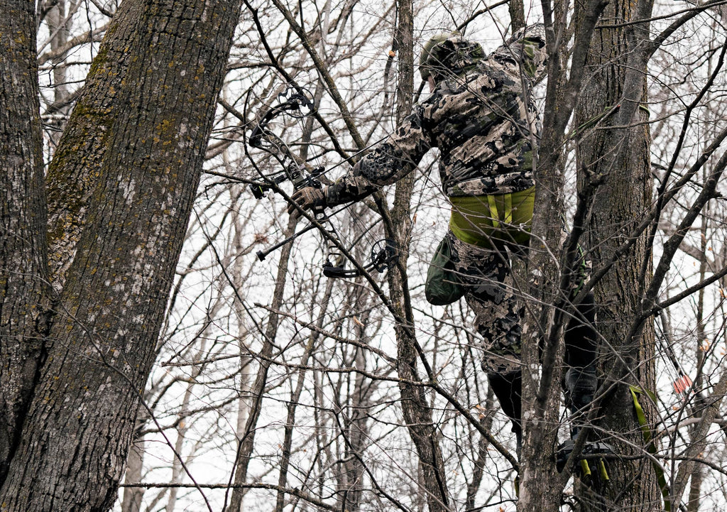 NatureBlend Hunting Platform, 12"x12" Die-Cast Aluminum Saddle Hunting Platform, Silent Adjustable Tree Saddle Platform, Non-Slip Durable Hunting Platform, Saddle Hunting Accessories